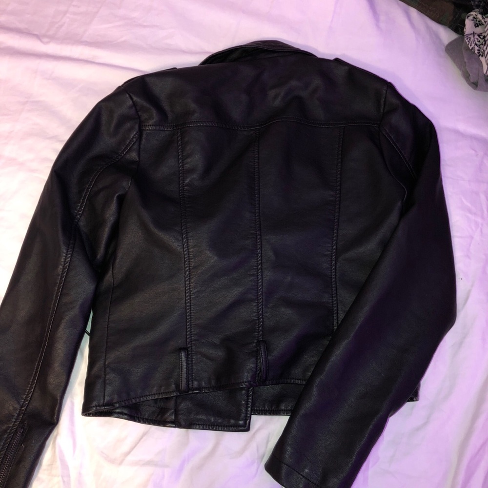 leather jacket - Picture 3 of 4